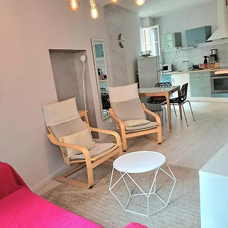 Beau F2 Au Coeur De * Hyères