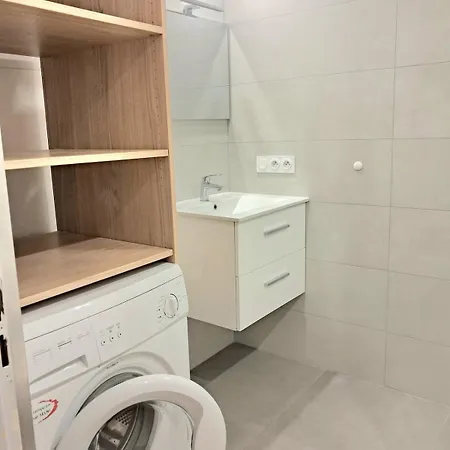 Beau F2 Au Coeur De Hyères